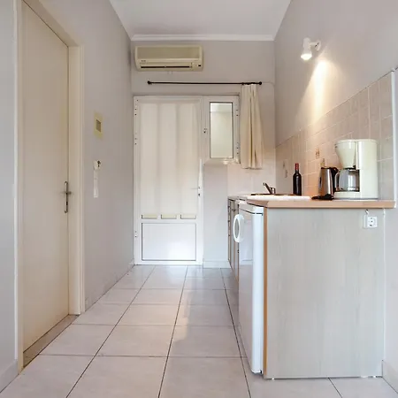 Dolphin 2 Apartment *