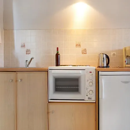 Apartment Dolphin 2 *